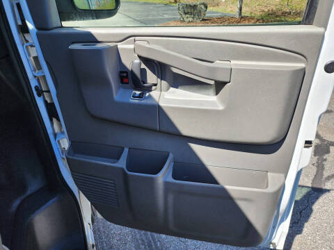 2016 GMC Savana 2500