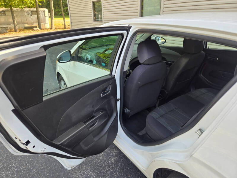 2015 Chevrolet Sonic LT Auto