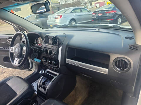 2016 Jeep Compass Latitude