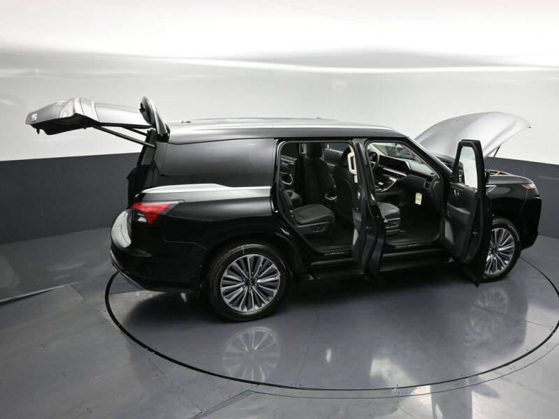 2026 Infiniti QX80 Luxe
