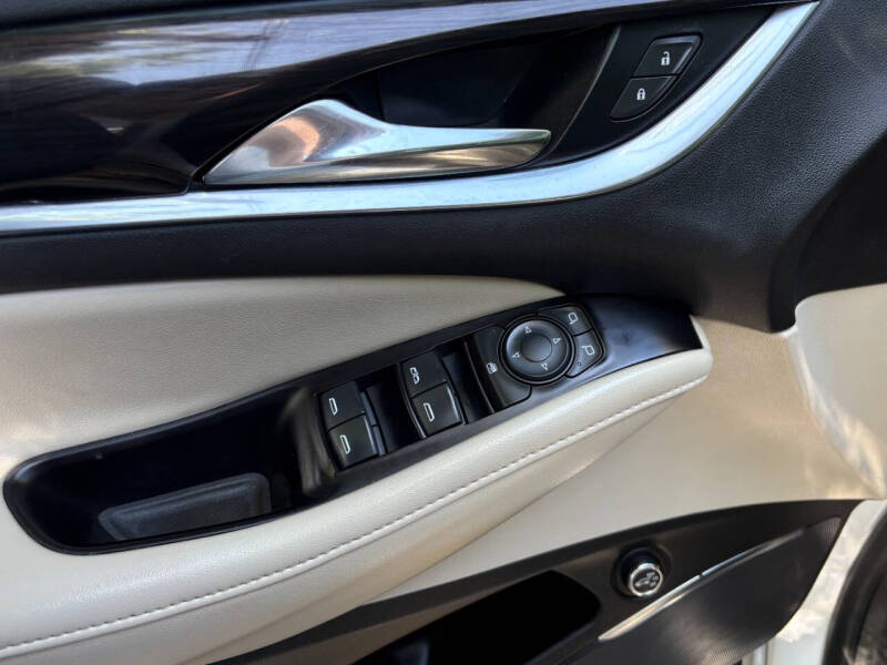 2018 Buick Enclave Essence