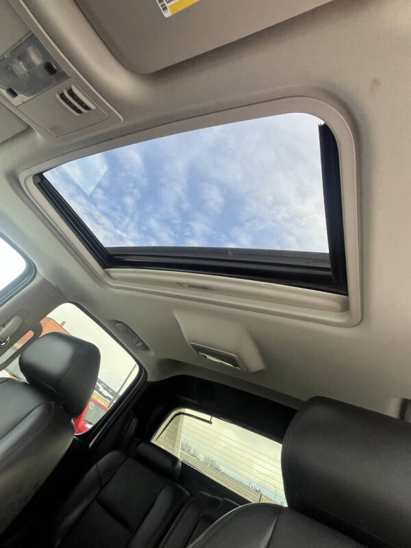 2013 Chevrolet Avalanche LTZ Black Diamond