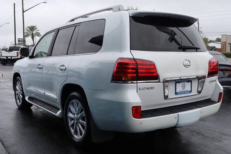 2010 Lexus LX 570