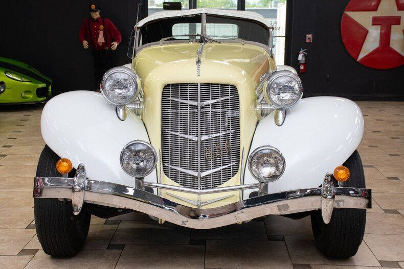 1935 Auburn Boattail Speedster