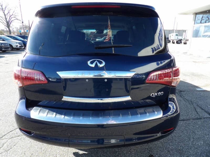 2017 Infiniti QX80