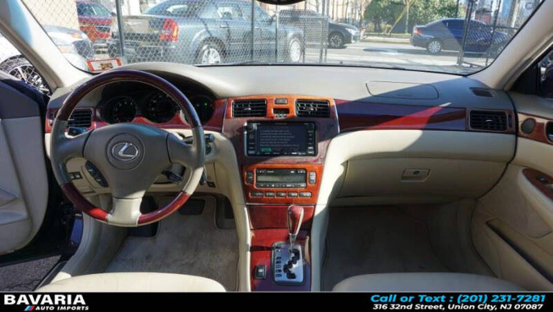 2003 Lexus ES 300