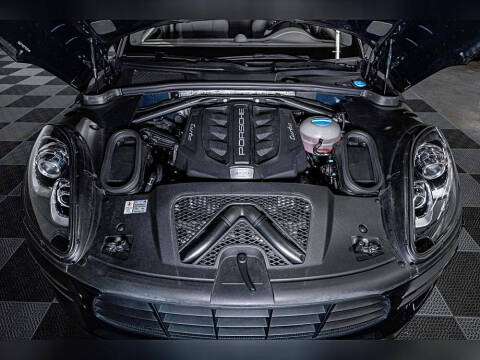 2015 Porsche Macan S