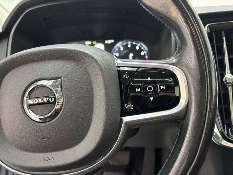 2018 Volvo S90 T5 Momentum