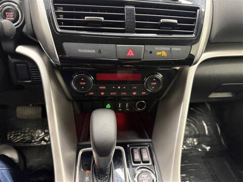 2025 Mitsubishi Eclipse Cross SE