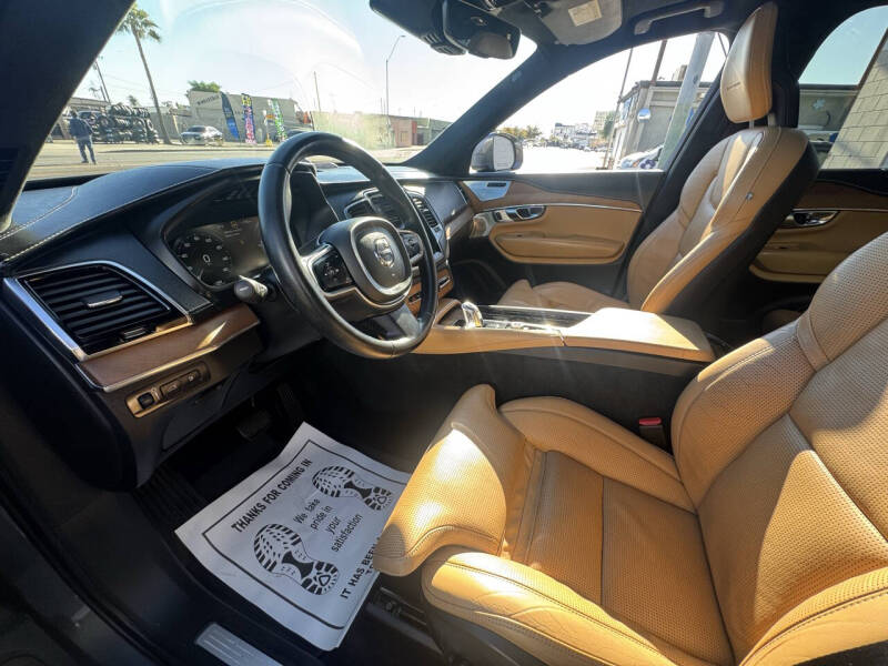 2017 Volvo XC90 T8 eAWD Inscription