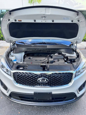 2017 Kia Sorento L