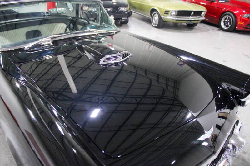 1956 Ford Thunderbird