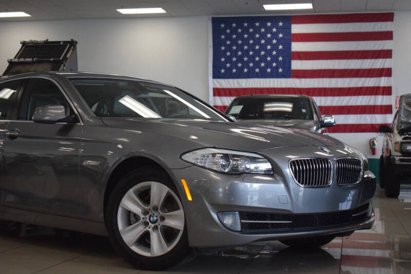 2012 BMW 5 Series 528i