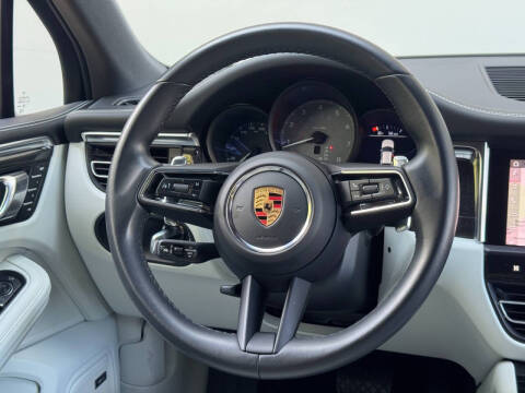 2023 Porsche Macan S