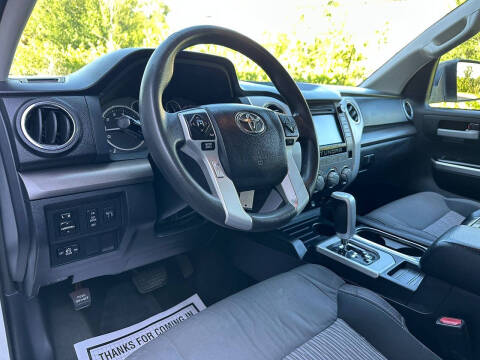2014 Toyota Tundra SR5