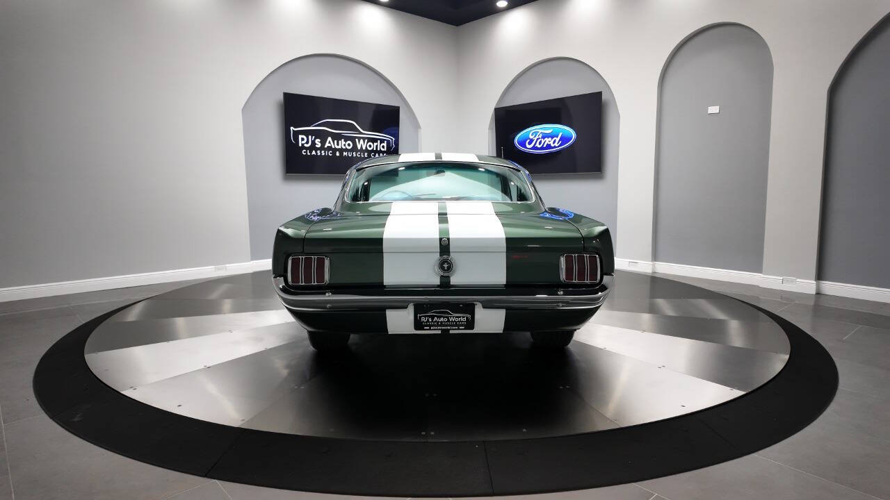 1965 Ford Mustang 19