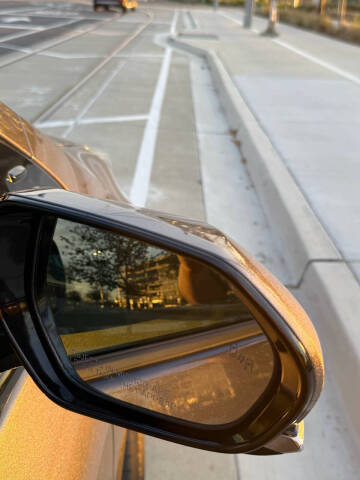 2018 Toyota Prius Two