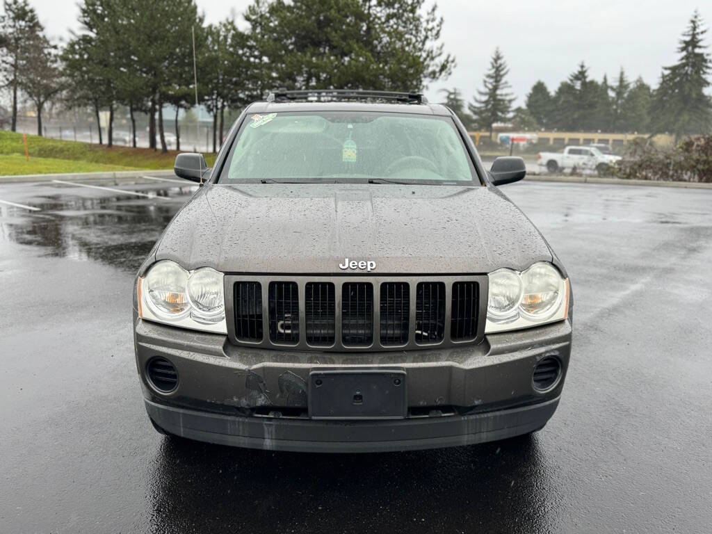 2005 Jeep Grand Cherokee for sale at The Price King Auto in LAKEWOOD, WA