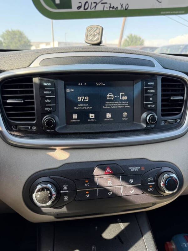 2020 Kia Sorento LX