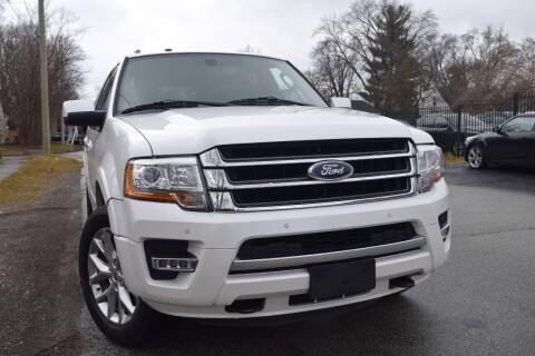 2015 Ford Expedition for sale at QUEST AUTO GROUP LLC in Redford MI