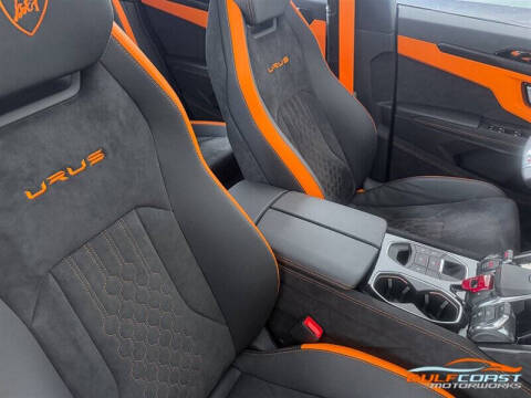 2024 Lamborghini Urus S