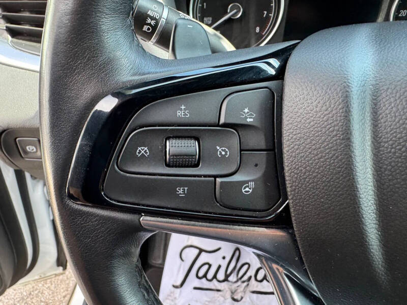 2022 Buick Enclave Essence