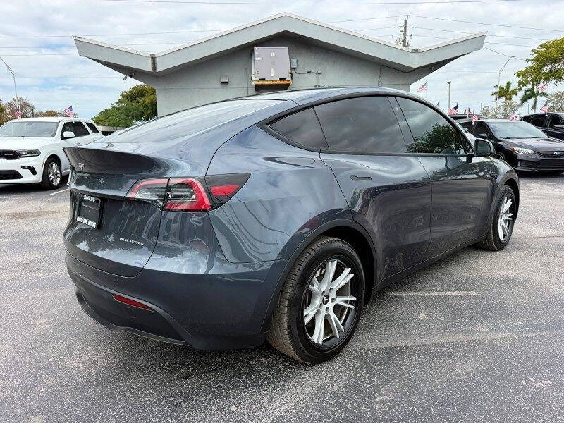 2023 Tesla Model Y Long Range