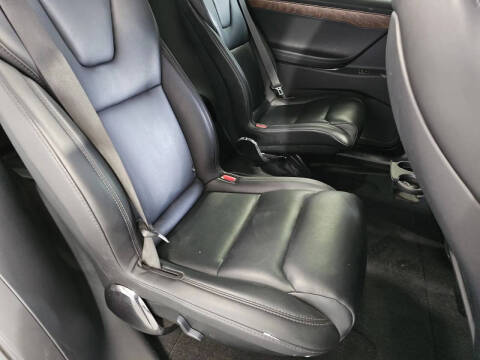 2020 Tesla Model X Long Range Plus