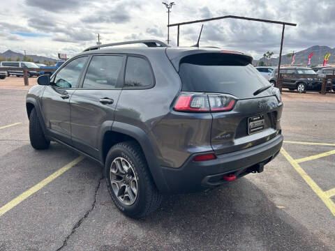 2020 Jeep Cherokee Trailhawk