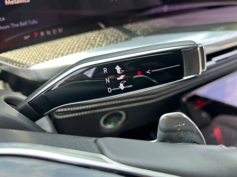 2025 Cadillac Escalade-V