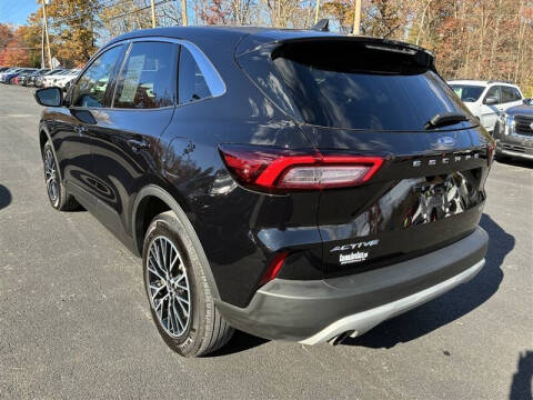 2023 Ford Escape Hybrid Active