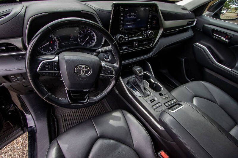 2021 Toyota Highlander XLE