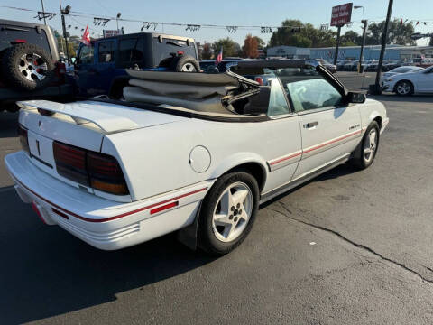 1994 Pontiac Sunbird LE