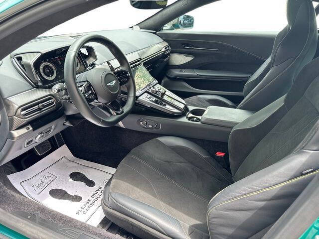 2025 Aston Martin Vantage