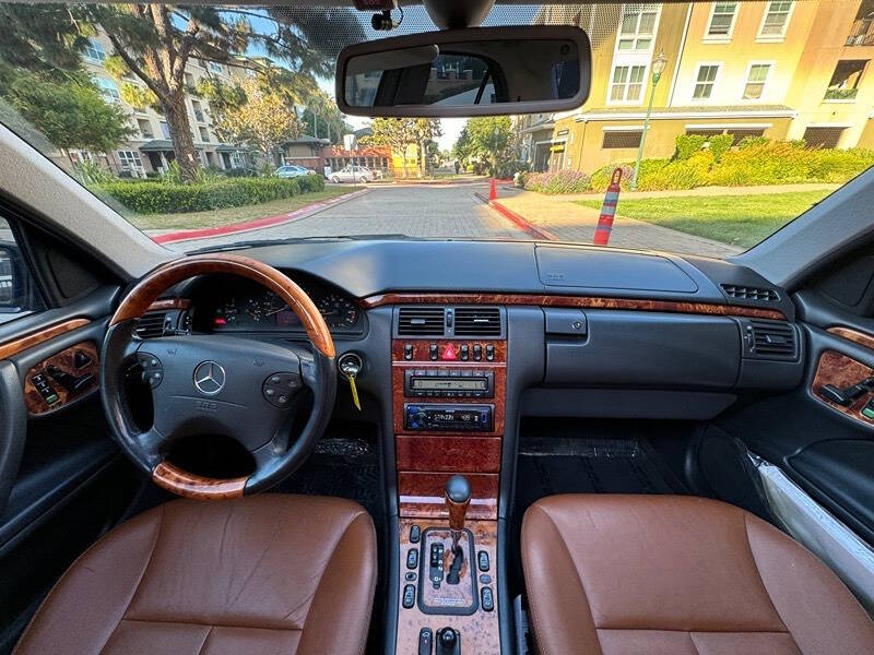 2000 Mercedes-Benz E-Class E 320