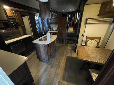 2018 Palomino Columbus FW