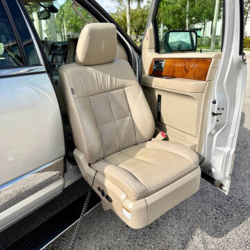 2011 Lincoln Navigator