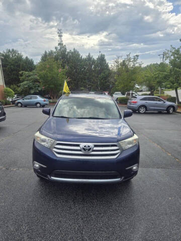 2013 Toyota Highlander for sale at DDN & G Auto Sales in Newnan GA