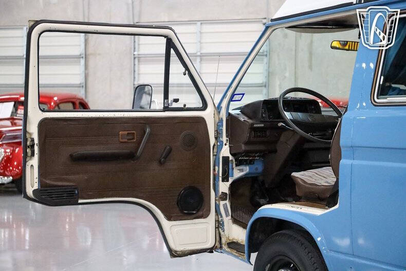 1982 Volkswagen Vanagon Camper