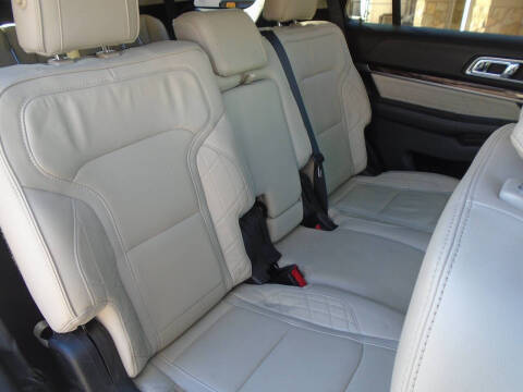 2017 Ford Explorer Platinum