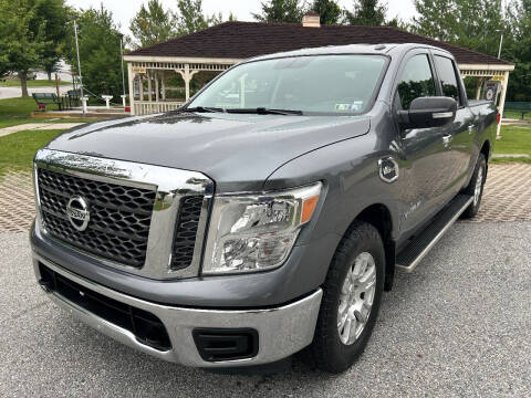 2017 Nissan Titan SV