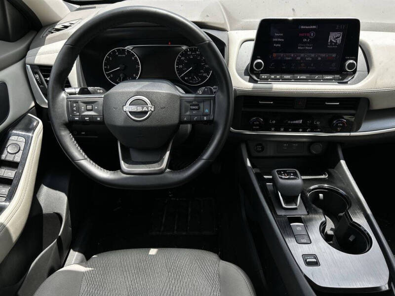 2025 Nissan Rogue SV