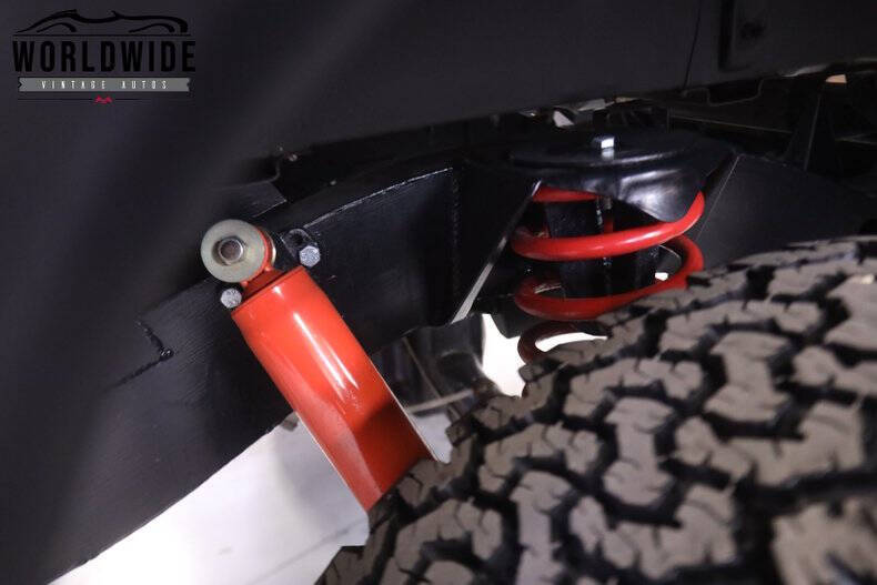 1984 Land Rover Defender