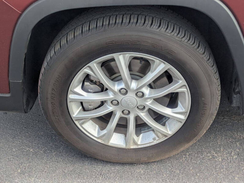 2019 Jeep Cherokee Latitude