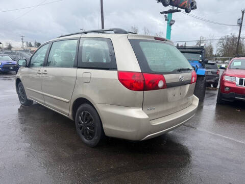 2006 Toyota Sienna