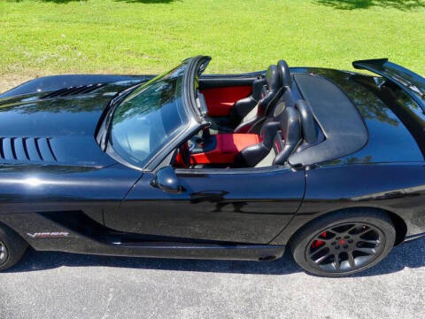 2004 Dodge Viper SRT-10