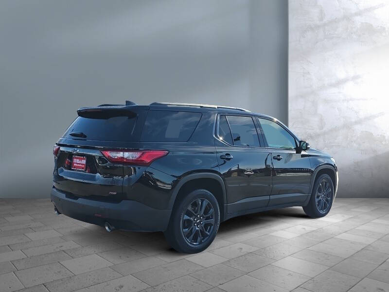 2021 Chevrolet Traverse RS