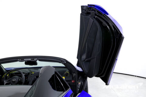 2022 McLaren 720S Spider Performance