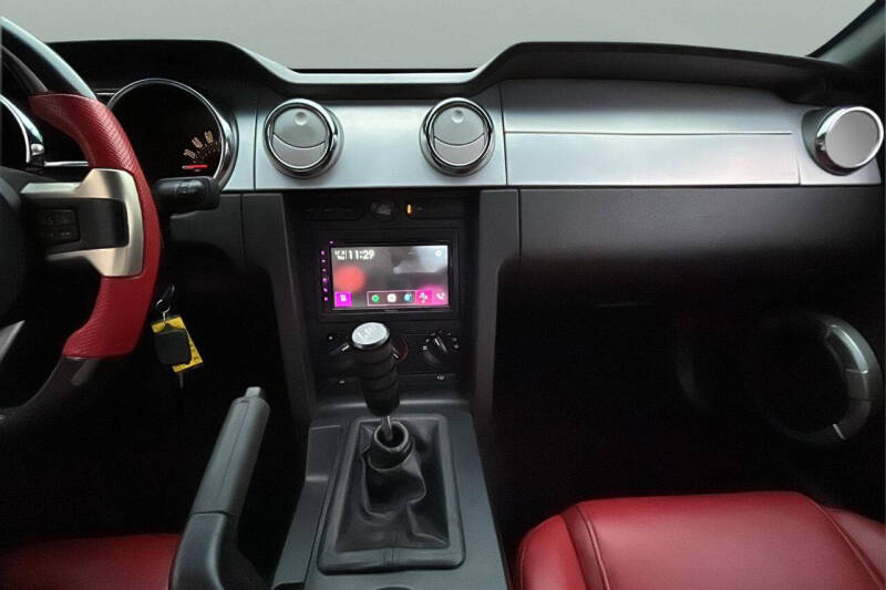 2006 Ford Mustang