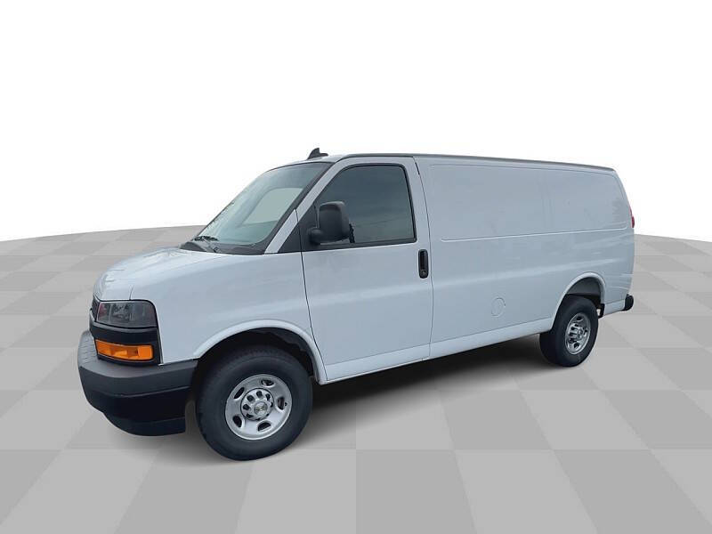 2025 Chevrolet Express 2500